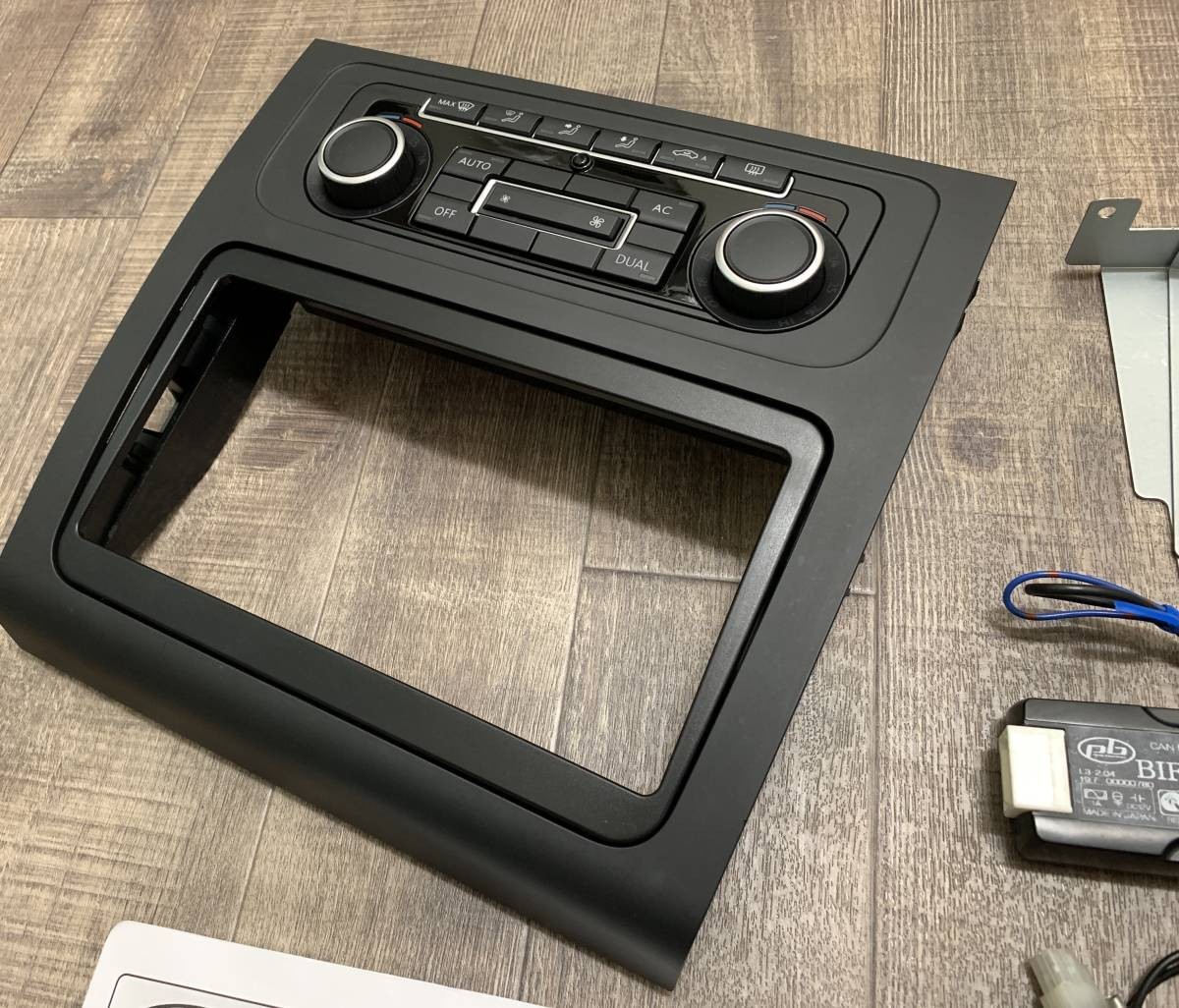 Volkswagen navigation installation 2DIN panel Golf Tiguan Touran VW12L