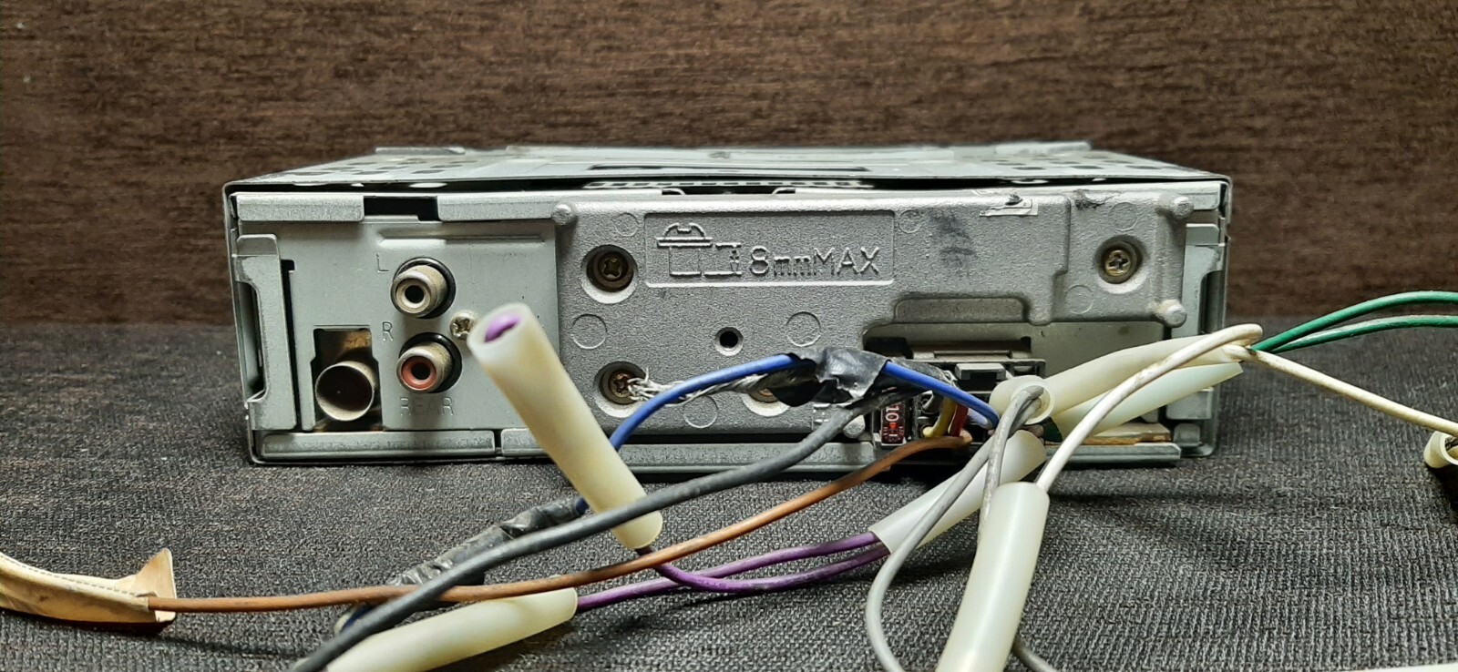 Vintage cassette receiver Kenwood KRC – 277 and two speakers Kenwood KFC – 1656
