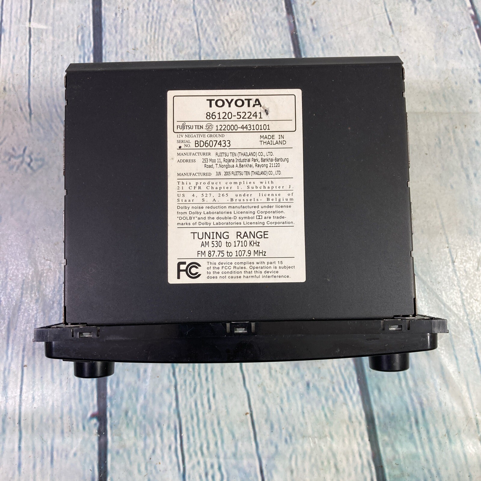 Toyota AM FM Radio CD Cassette Player 86120-52241 OEM Untested for Parts Repairs