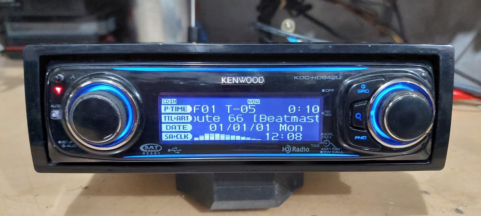 KENWOOD KDC-HD942U Audiophile CD PLAYER HD Built-In SAT USB AUX FULLY WORKING