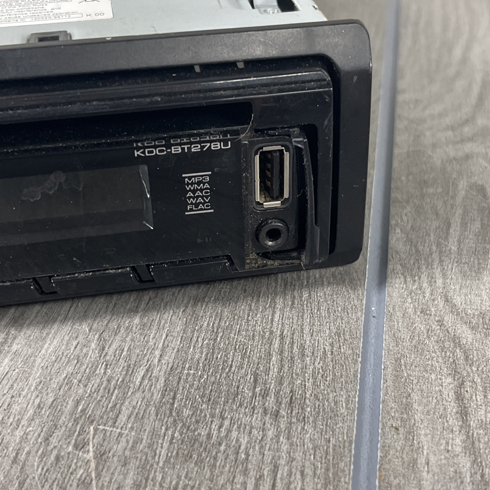 Kenwood CD Receiver with Bluetooth (KDC-BT278U) Untested – Worked When Removed