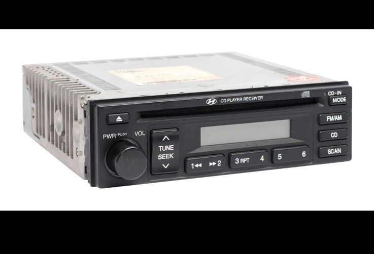 2005-2006 Hyundai Tucson AM FM Radio Receiver Single Disc CD Player 96160-2E101