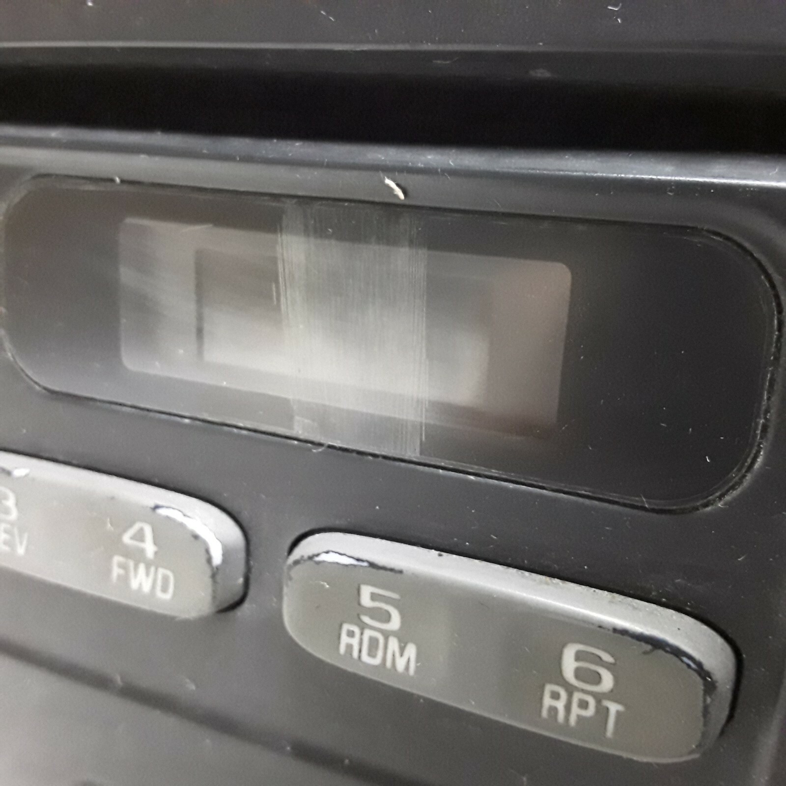 00 01 02 Chevy Cavalier AM FM CD radio receiver OEM