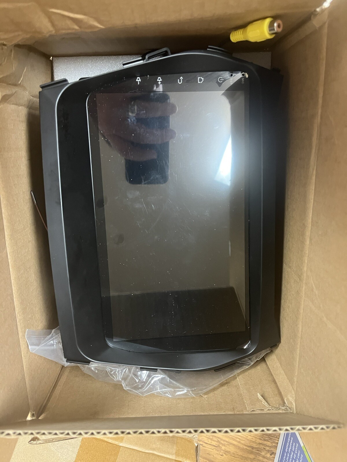 Roinvou 2+64G Android 13 CarPlay Stereo