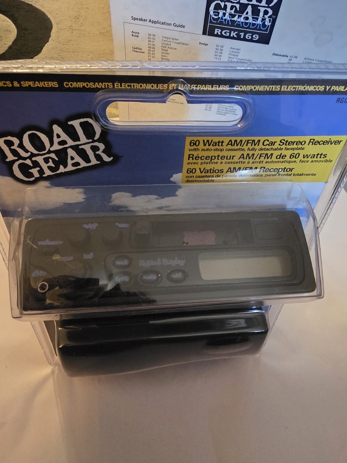 ROAD GEAR Car Audio RGK169 Cassette Receiver, Speakers, Complete System NEW Vint