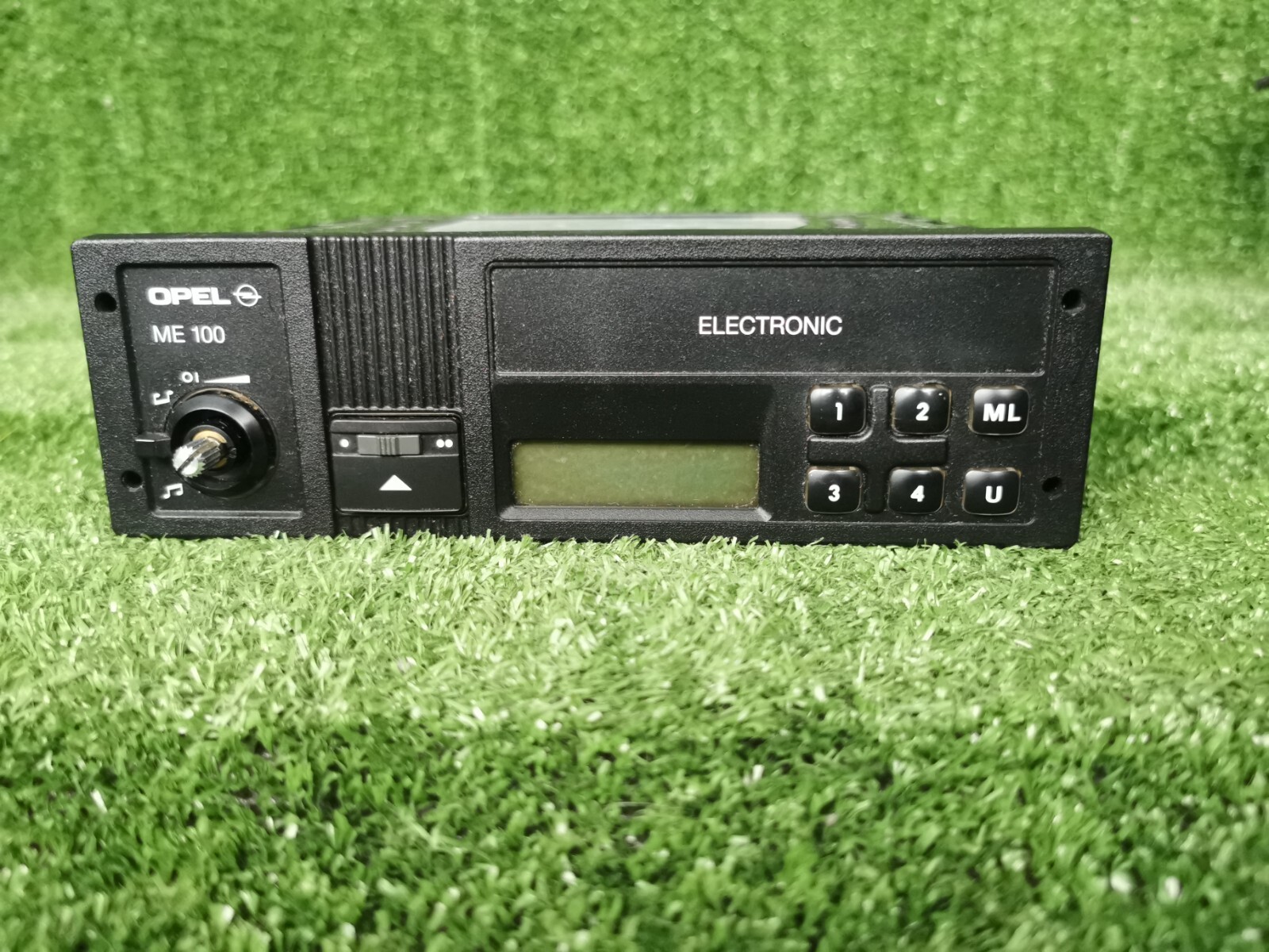 Grundig Me100 Grundig Me100b Opel Me100 Opel Me100b Me 100 B Original Car Radio