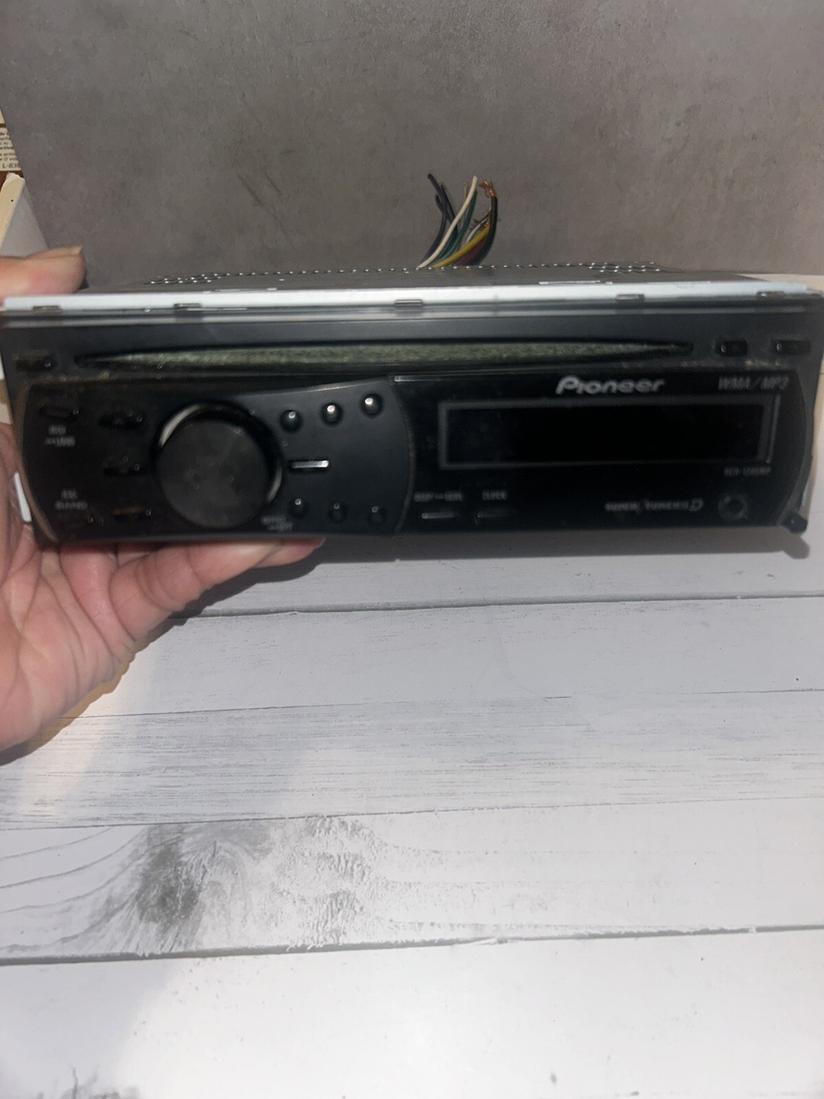 Pioneer DEH-1200MP CD Player AM FM WMA MP3 AUX Super Tuner3