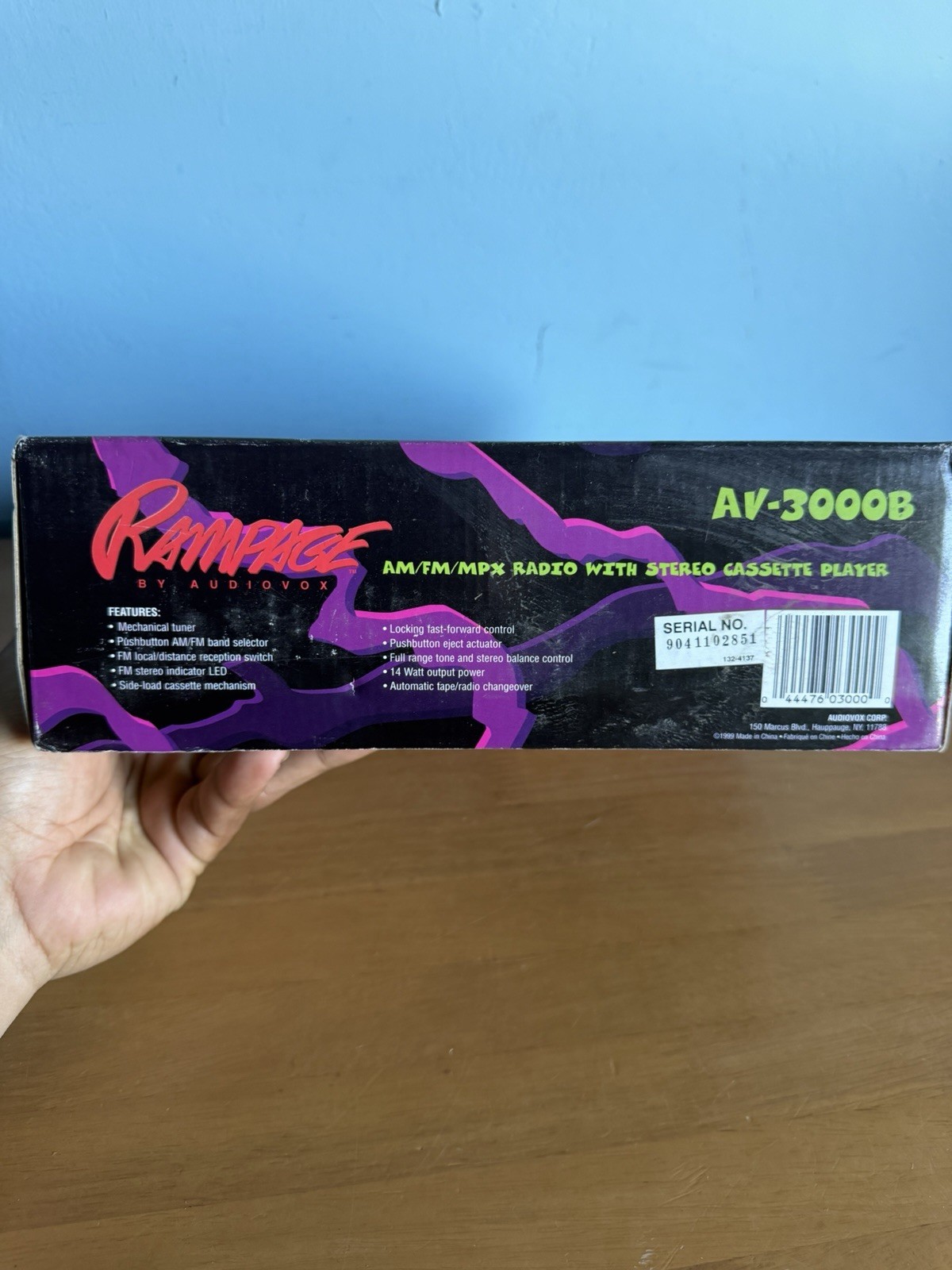 Audiovox Rampage AV-3000B AM/FM/MPX Radio w/ Stereo Cassette OPEN BOX! Nice