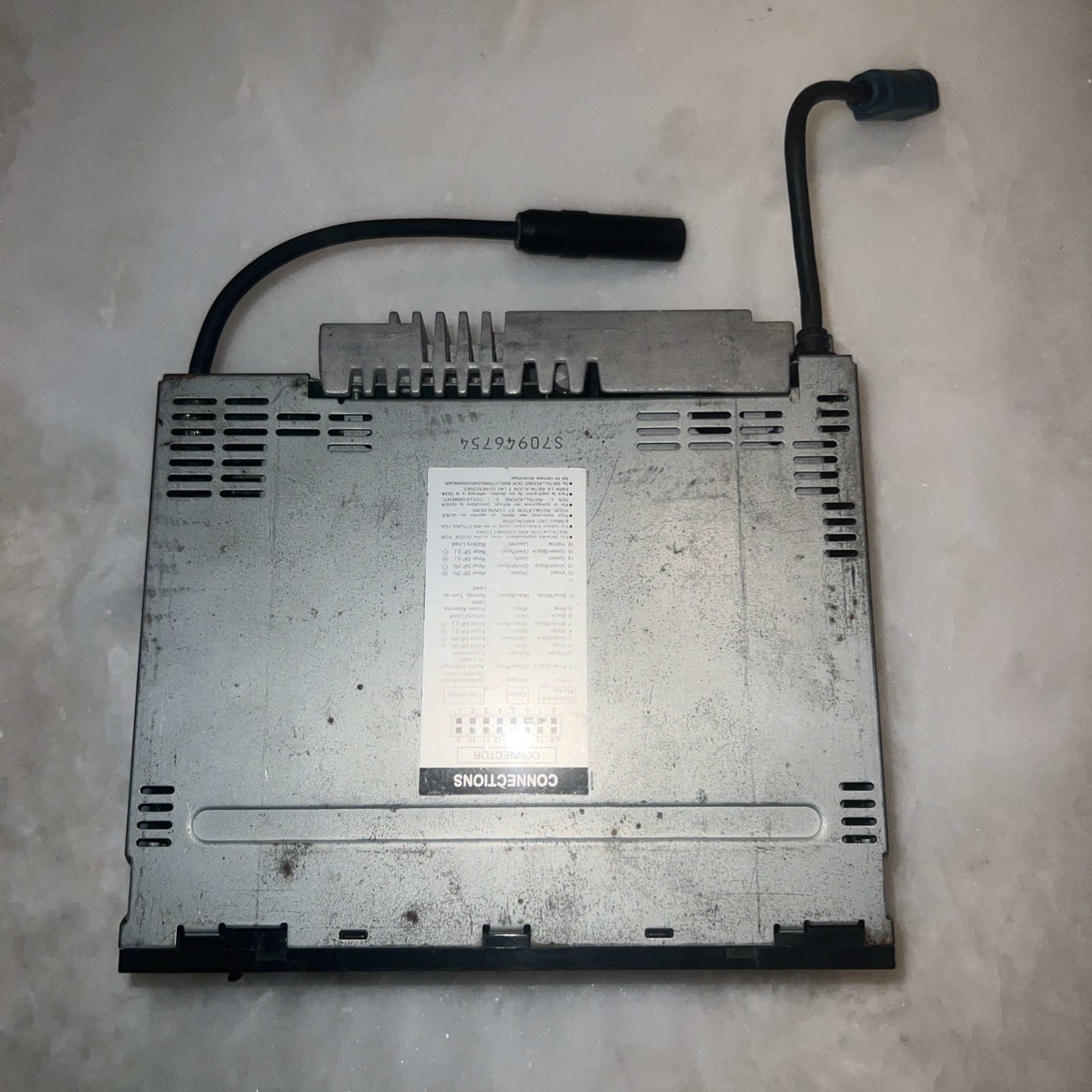 Alpine Car Stereo In Dash Head Unit CDE-9873 Old School Working CD Player!