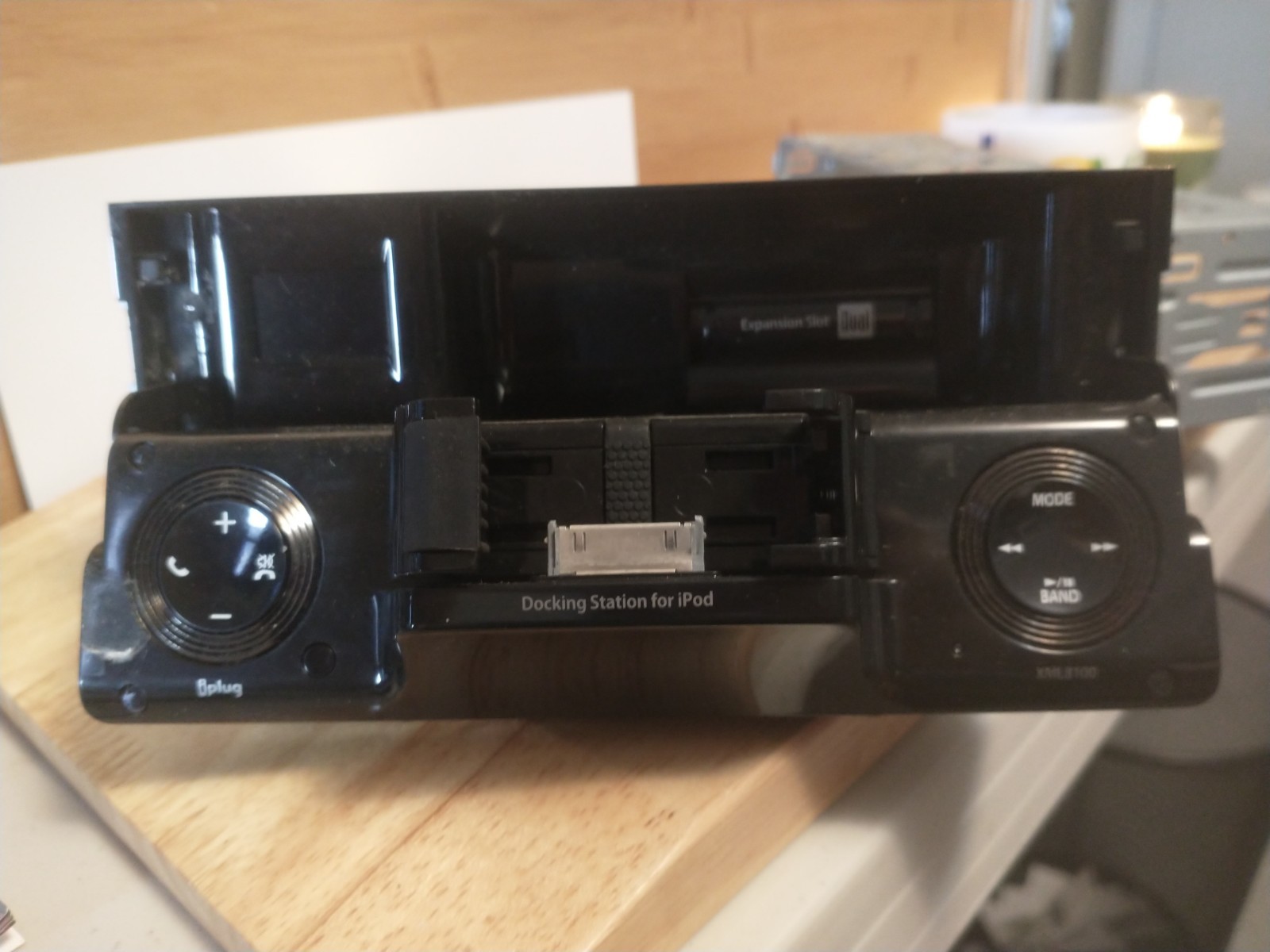 Dual Electronics Co. XML8100 iPod Dock station receiver in dash for auto