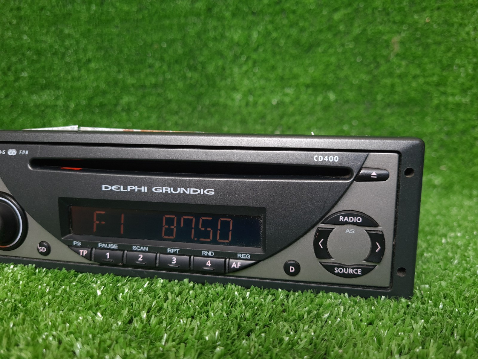 Delphi Grundig Cd400 Delphi Grundig Cd 400 Original Car Radio