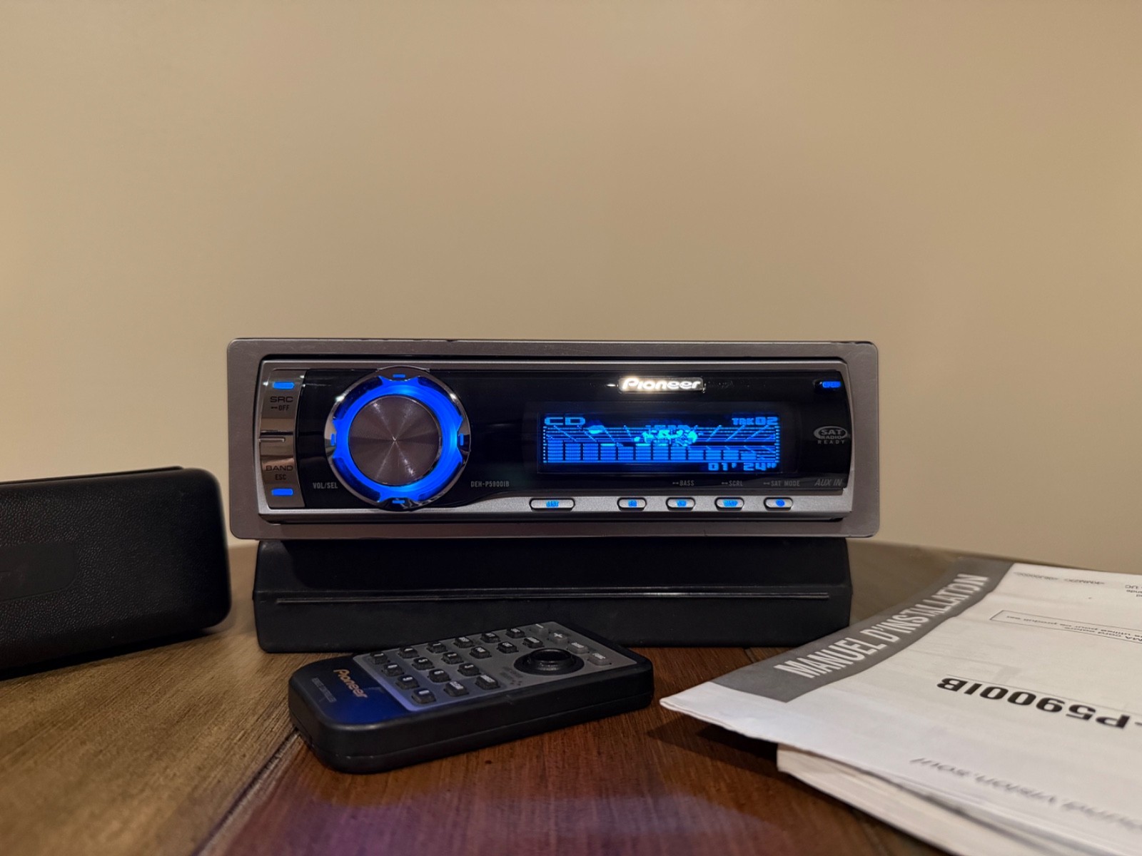 RARE PIONEER DEH-P5900IB Old School CD Player BLUETOOTH adapter REMOTE Graphics!