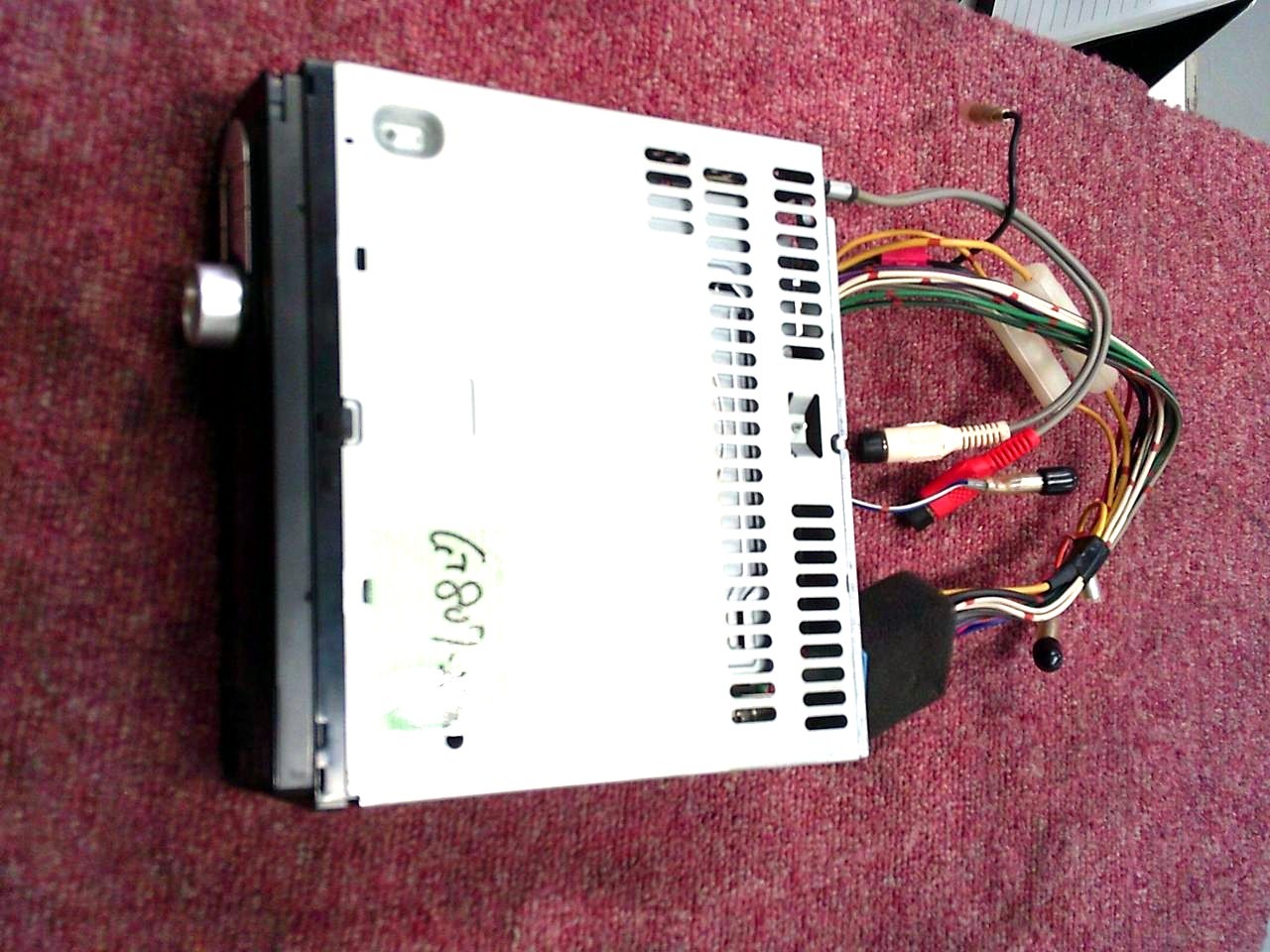 Clarion CZ109 Single DIN Car Stereo Receiver Tested Working AUX CD