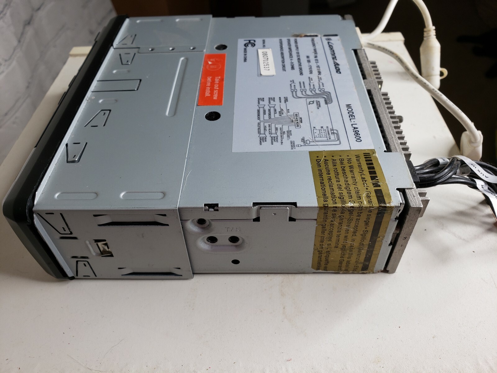 Lightning Audio CD/MP3/CD-R.CD-RW Player 4X40 WATTS model: LA9600.
