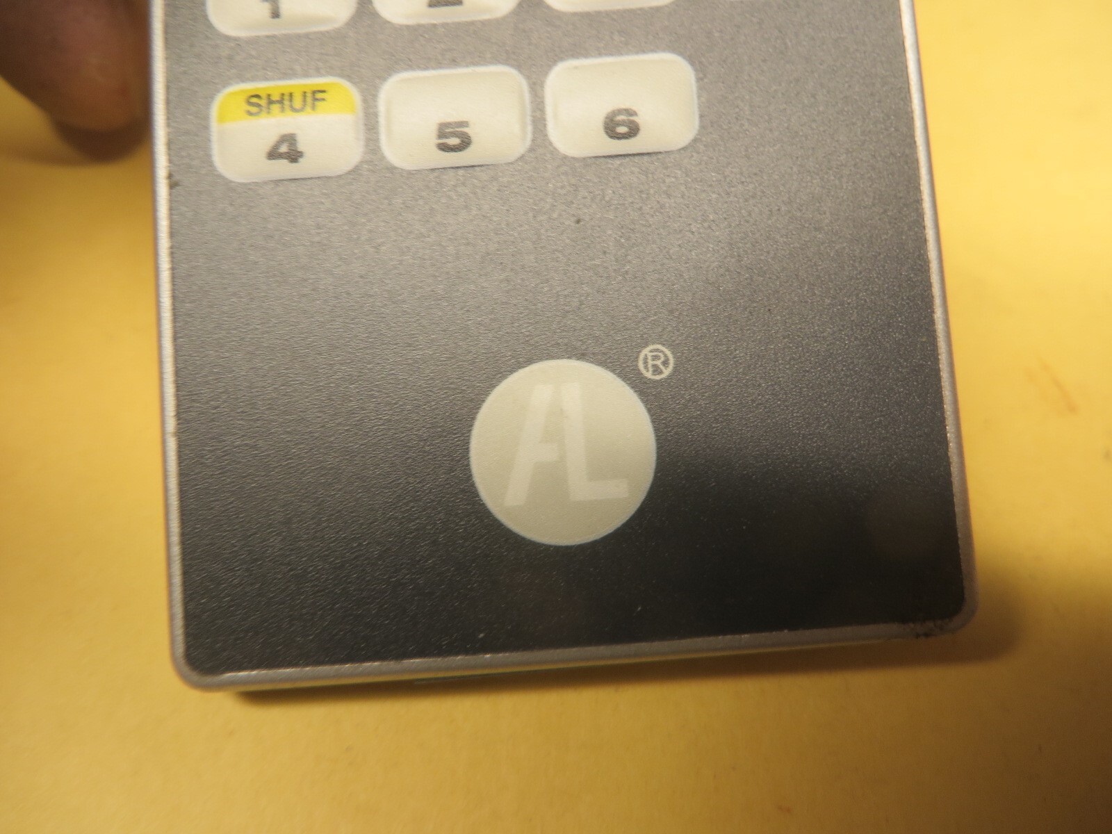 RADIO CD AUDIO REMOTE CONTROL
