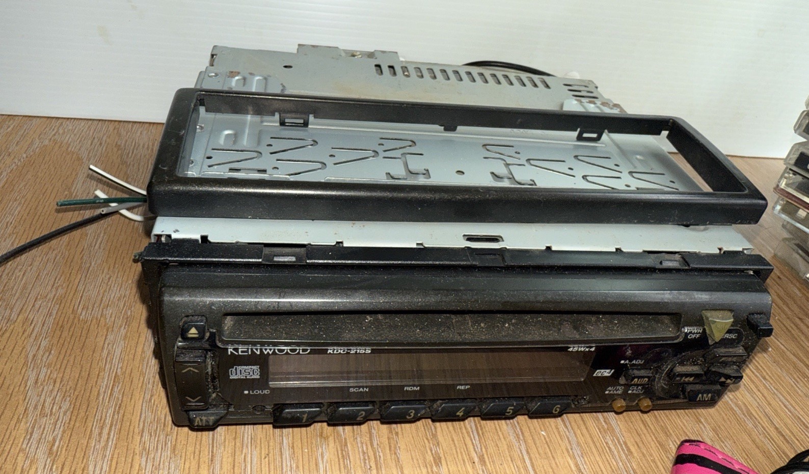 Kenwood KDC-152 CD Player MP3 In Dash Receiver