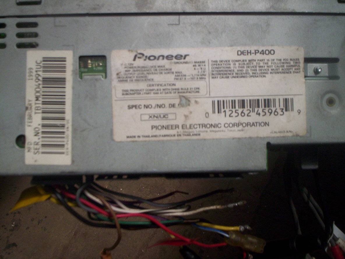 pioneer premier deh-p400 super tuner car stereo read description first