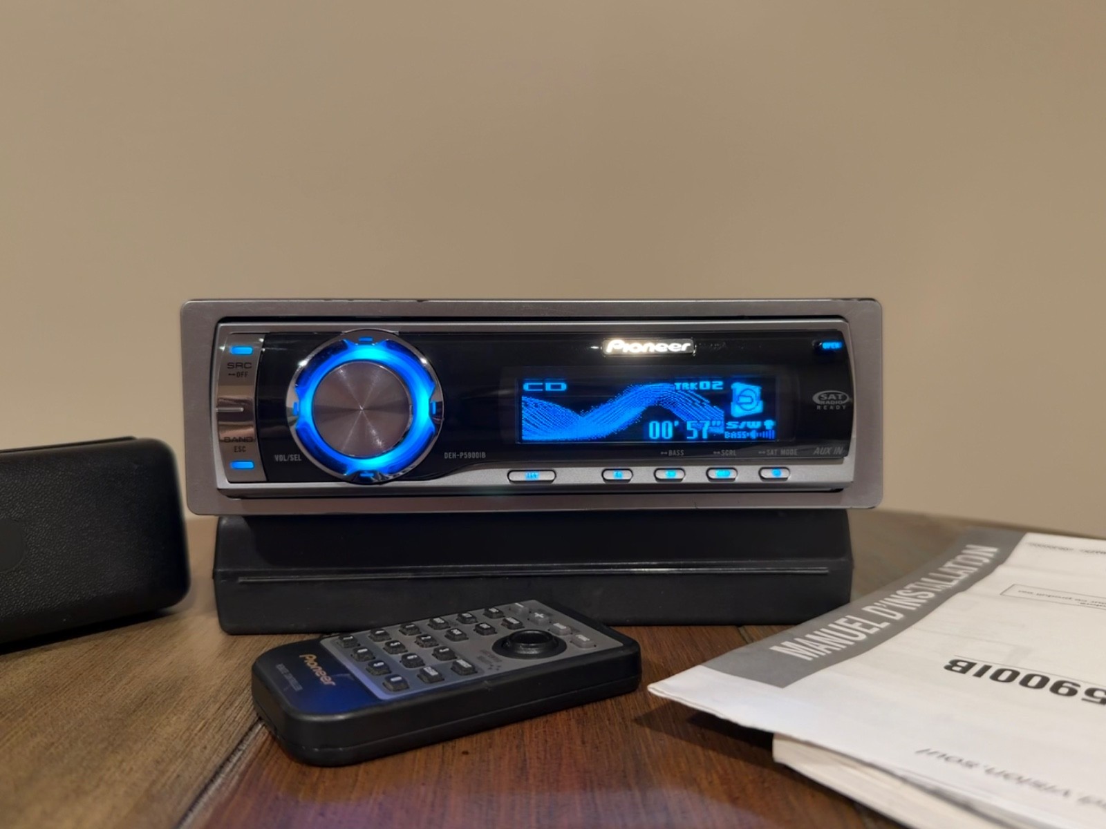RARE PIONEER DEH-P5900IB Old School CD Player BLUETOOTH adapter REMOTE Graphics!