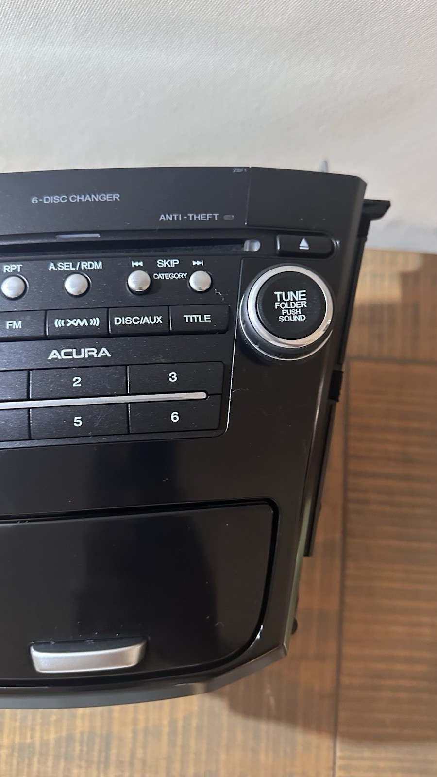 Acura MDX (modelos del 2010 al 2013) OEM In-Dash AM/FM Radio Receiver and Media