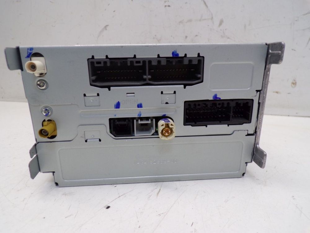CD Radio CD Radio US Model *Code Not Available Fits For DODGE JOURNEY 3.6