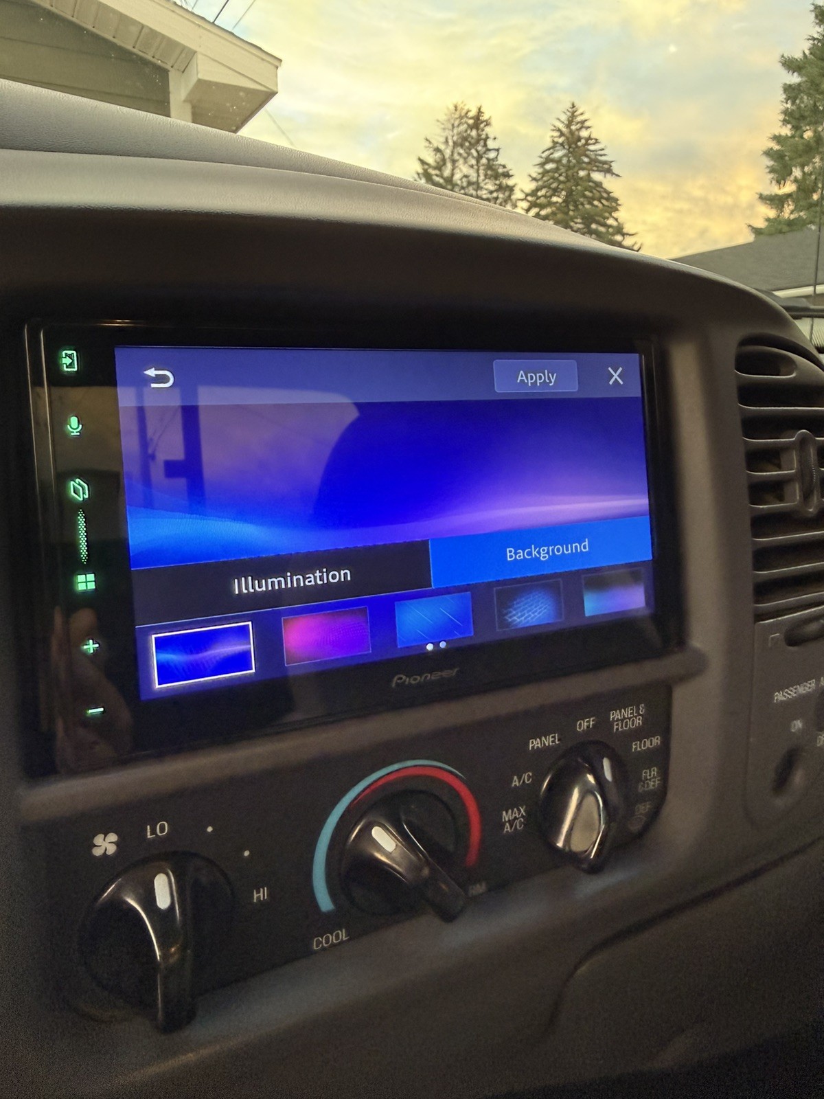 Pioneer DMH-W3000NEX Wireless Car Stereo 6.8″ Apple Carplay/Android Auto Digital