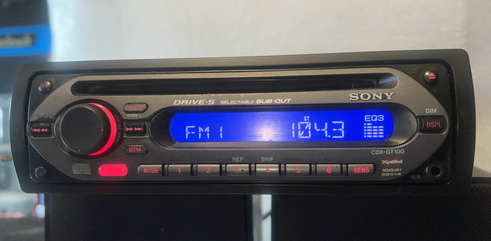 Sony CDX-GT100 CD Player In Dash Receiver 52×4 Sub Out Tested Harness Cage Trim