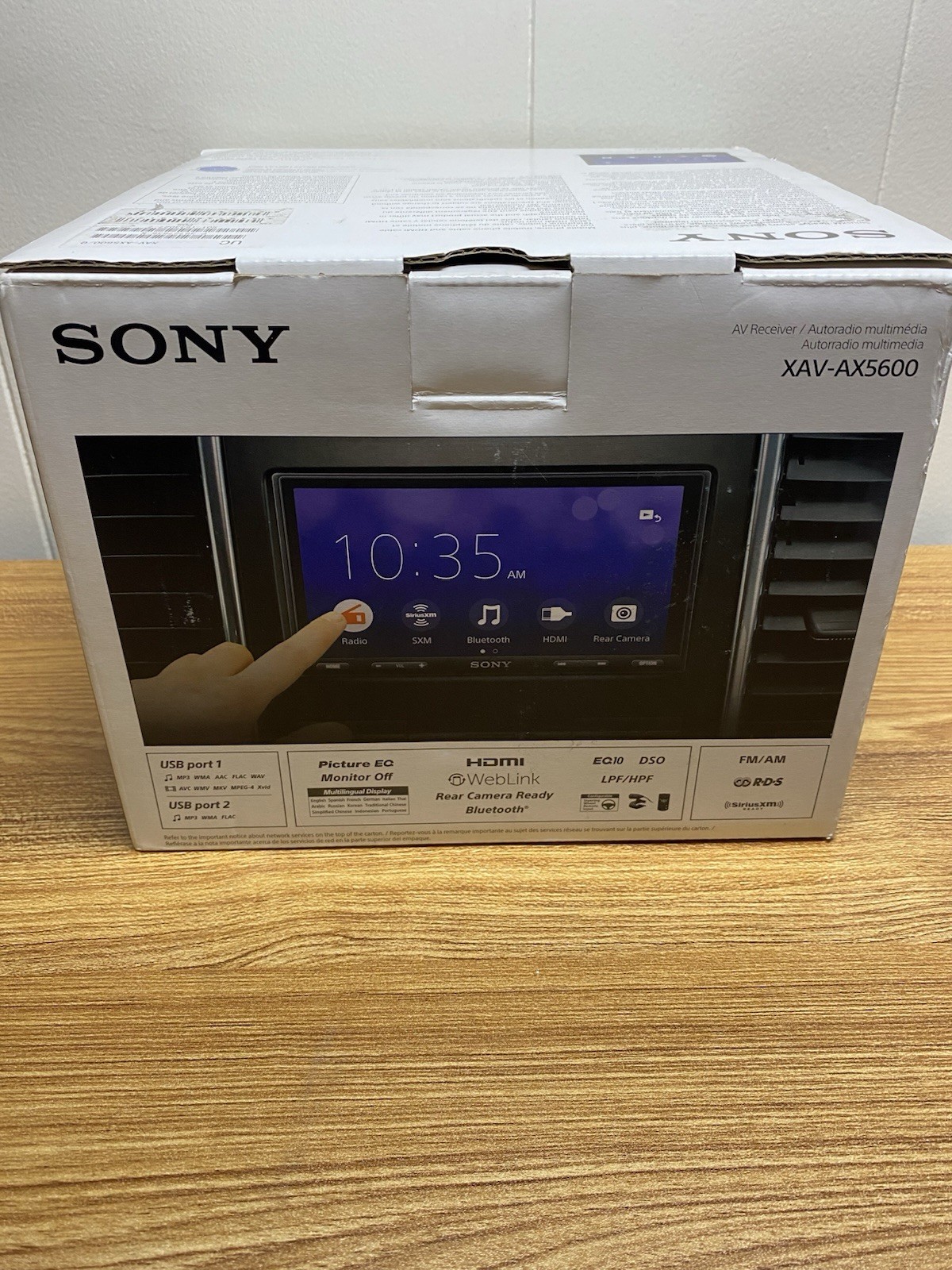 Sony XAV-AX5600 6.95″ Double-DIN Digital Media Receiver With WebLink Cast