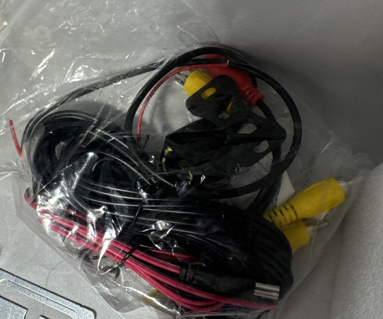 Naifay Flat Screen 7 Inch Stereo System. Comes With Installation Kit