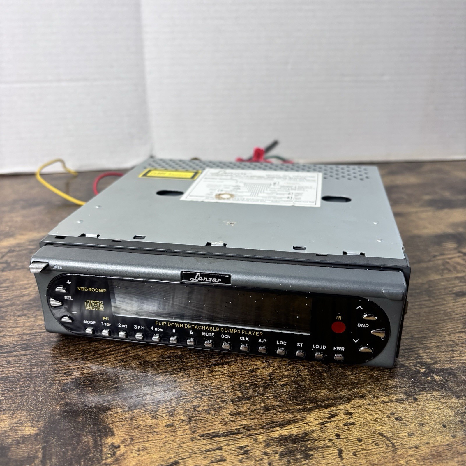 Vintage Lanzar Car CD Player AM/FM Radio In Dash Unit Model VBD400MP