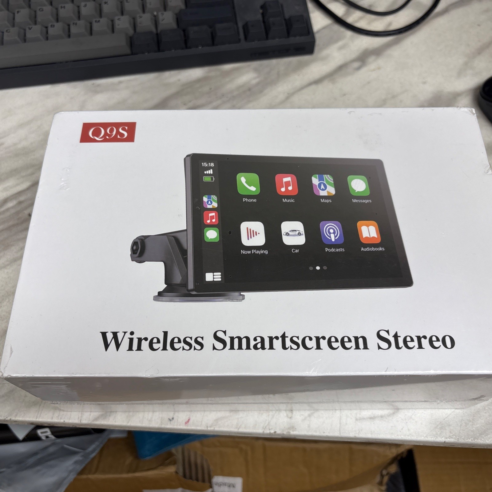 Wireless Carplay Touchscreen with 4K Dash Cam, 9″ Portable Apple Carplay