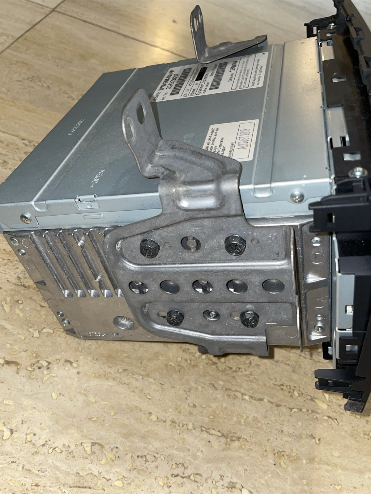 2011 Honda CRV AM FM 6 disc CD radio receiver 39100-SWA-A011-M1 OEM Not Tested