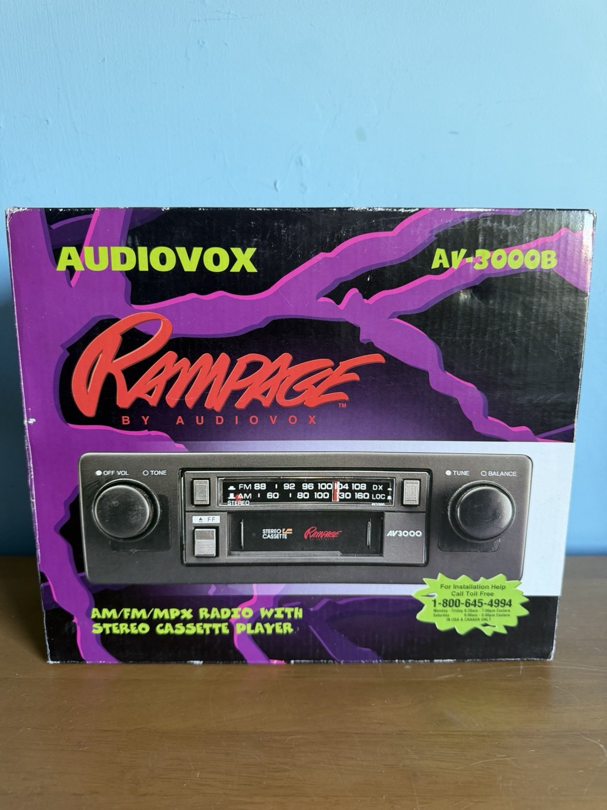 Audiovox Rampage AV-3000B AM/FM/MPX Radio w/ Stereo Cassette OPEN BOX! Nice