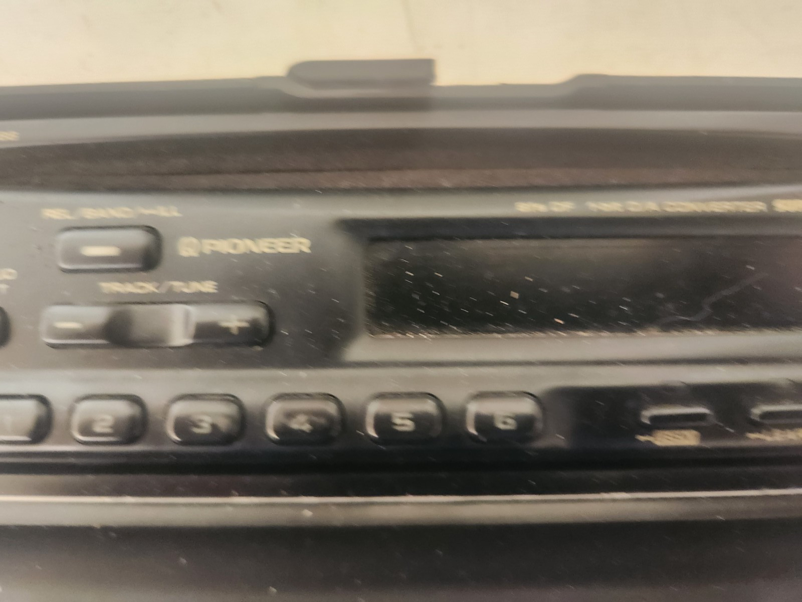 PIONEER DEH M66 FACE ONLY NOT TESTED WITH CASE