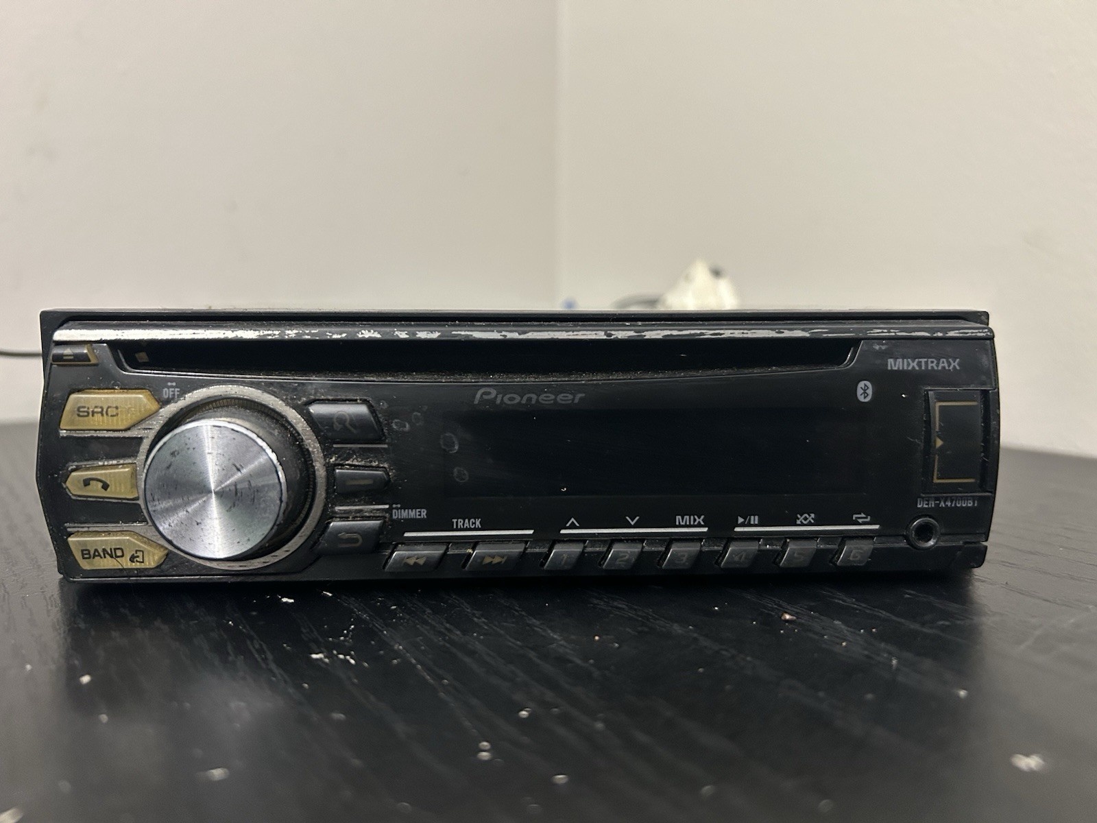 Pioneer DEH-X4700BT MIXTRAX Bluetooth CD Car Stereo Radio