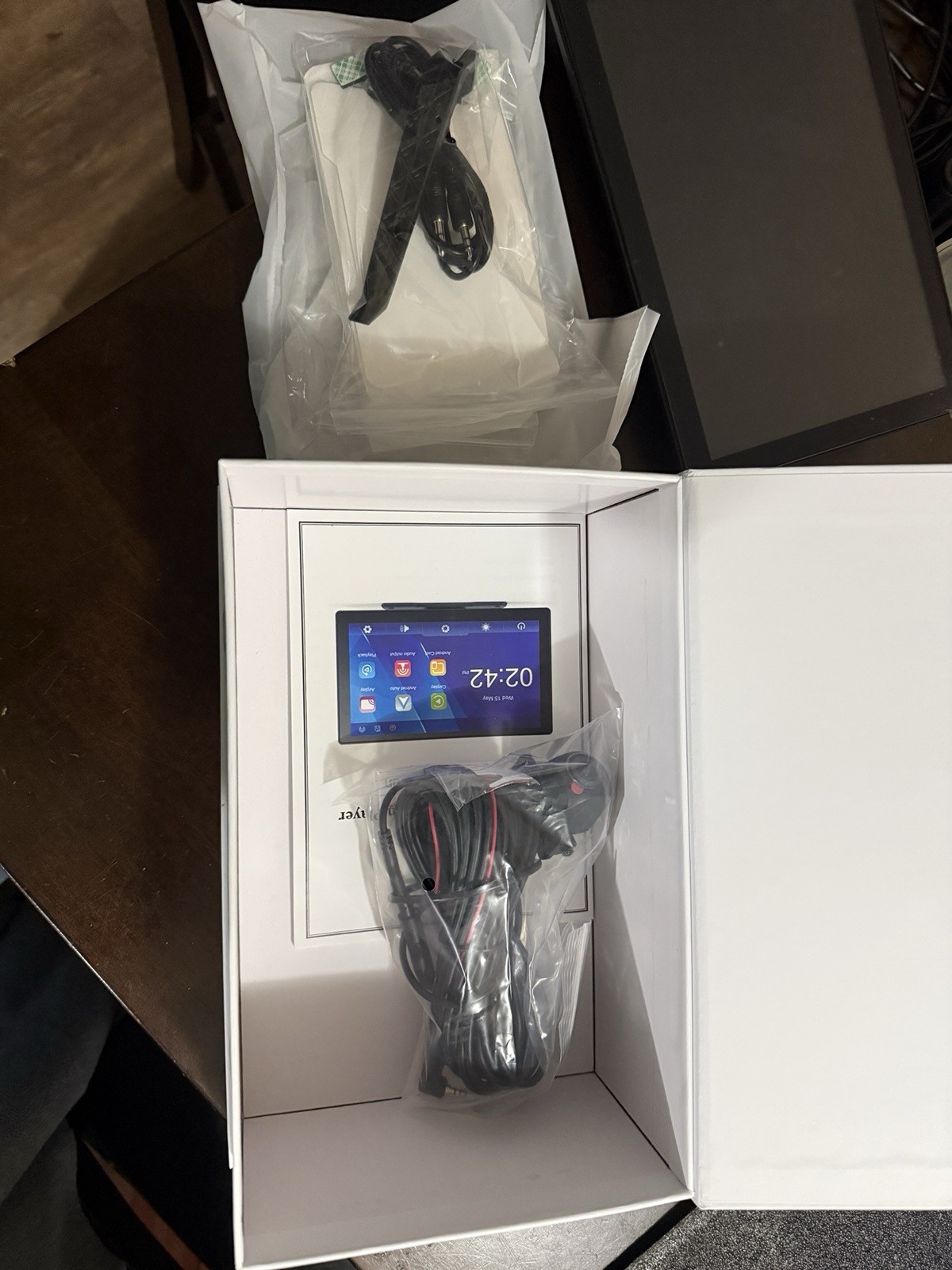 Touch screen car portable wireless apple carplay