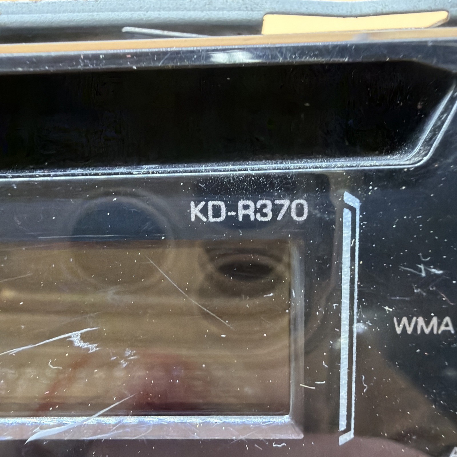 JVC KD-R370 Stereo CD MP3 WMA Player 3.5mm Aux In AM FM Radio Receiver Stereo