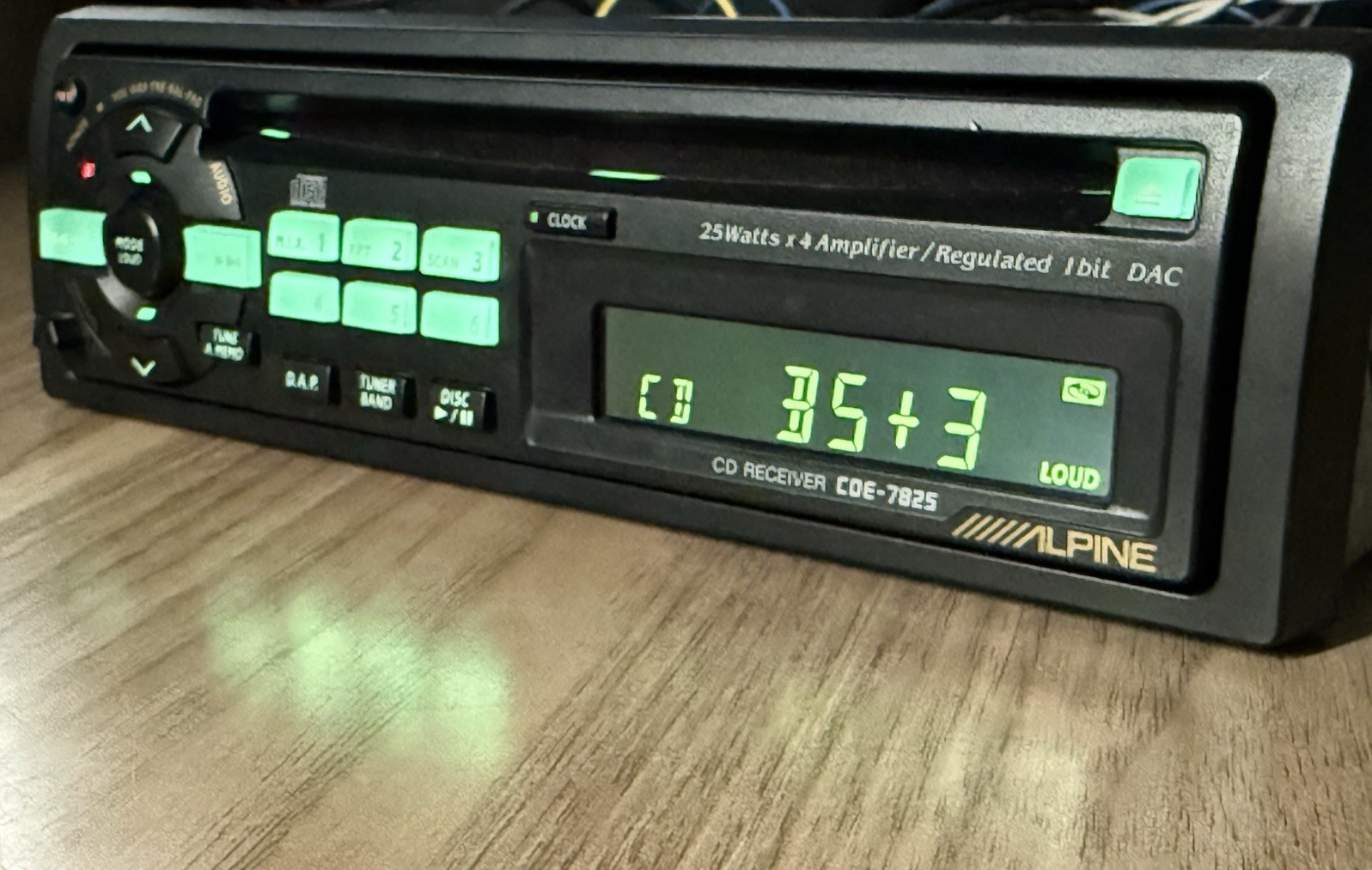 ALPINE CAR AUDIO STEREO IN DASH CD UNIT CDE-7825 VINTAGE LAMBORGHINI PORSCHE BMW