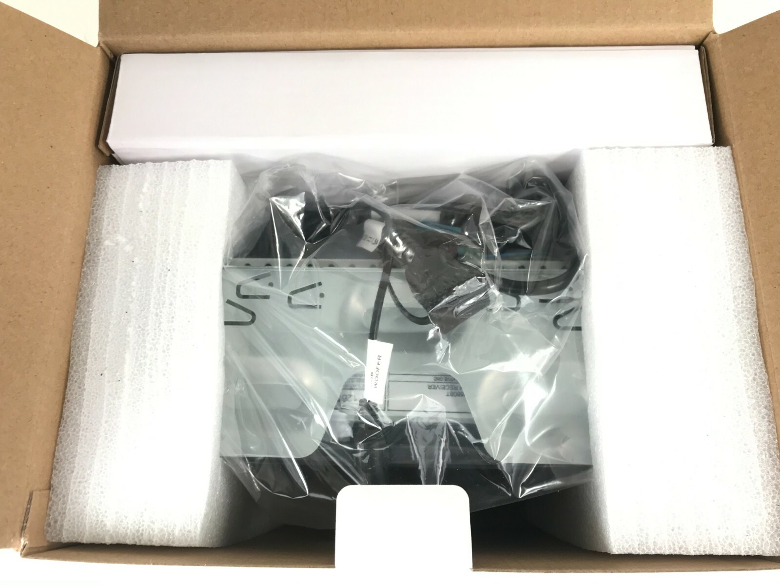 JVC KW-M560BT Bluetooth Multimedia Apple CarPlay Android Auto Pandora USB Mirror