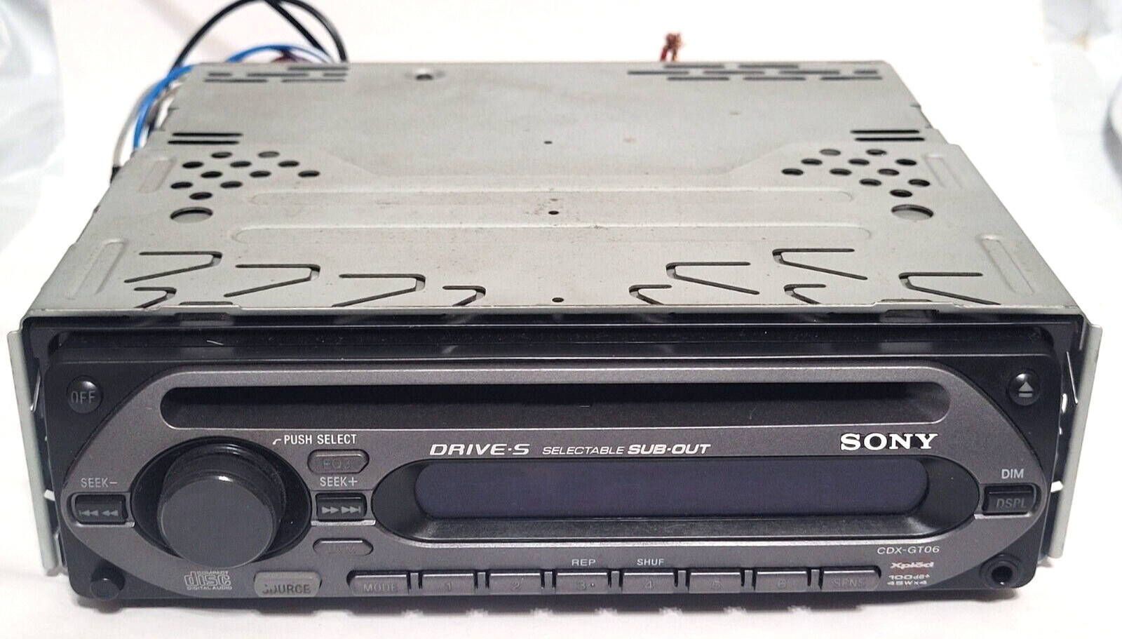 Sony Xplod CDX-GT06 AM/FM Radio CD Player Detachable Face, Car Radio, Tested!