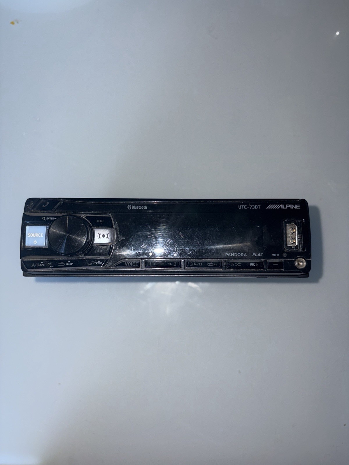 Alpine UTE-73BT, Single-DIN Car Digital Media Audio Stereo Bluetooth, USB MP3