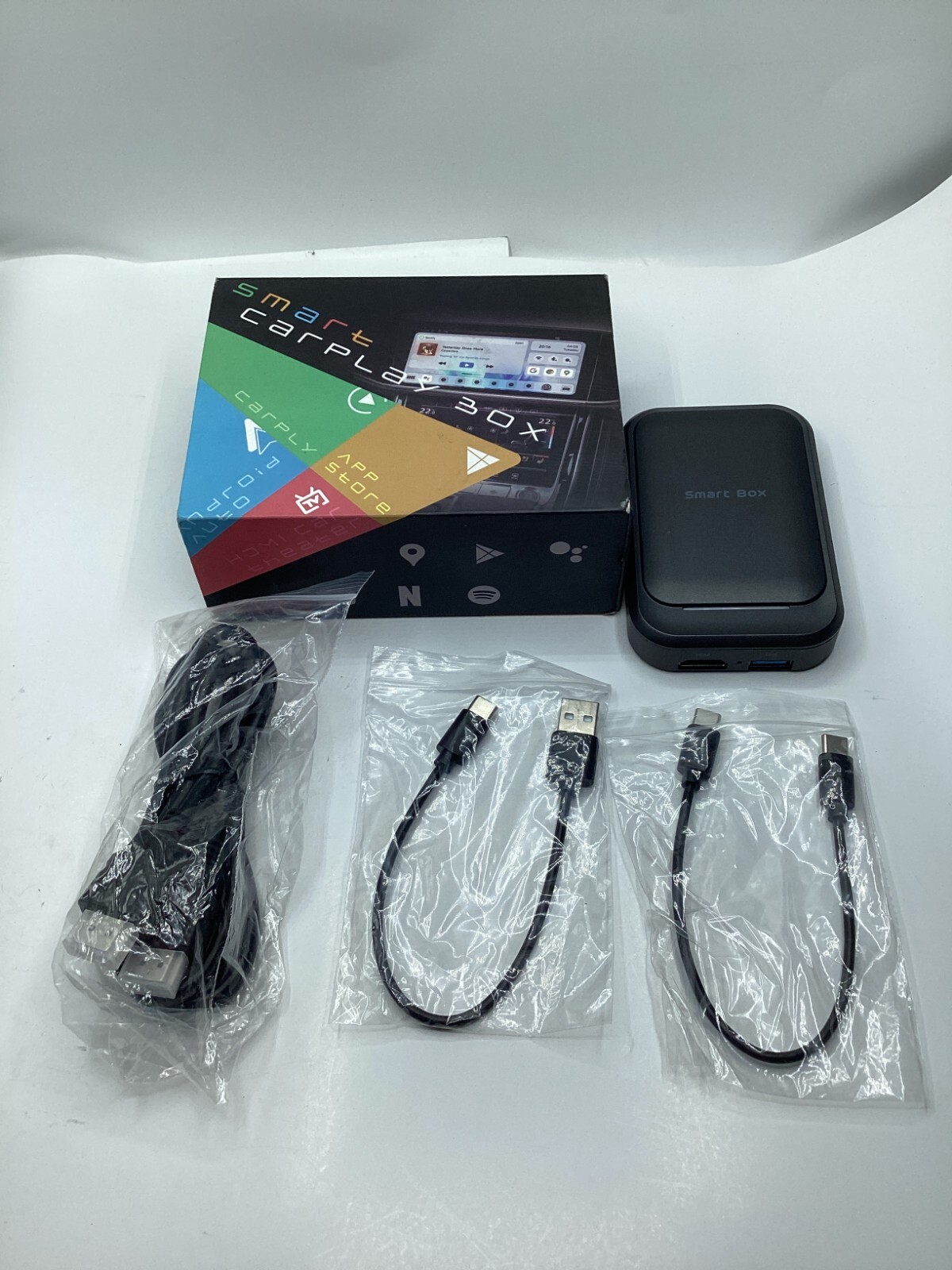 CarPlay Wireless Android 11 AI Box Pro Bluetooth 5.0, 2.4/5G Wi-Fi, R605