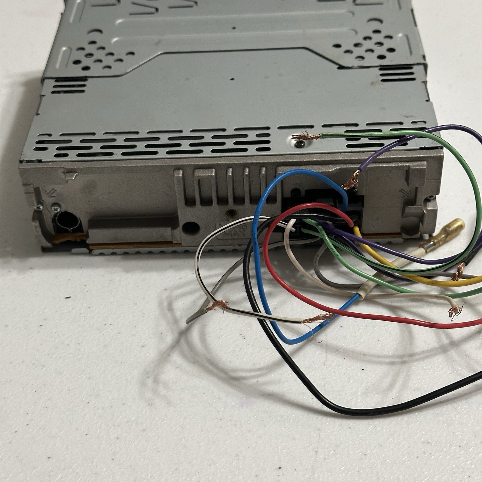Sony CDX-GT21W FM/AM CD Player MP3 WMA Detachable Face Plate Untested