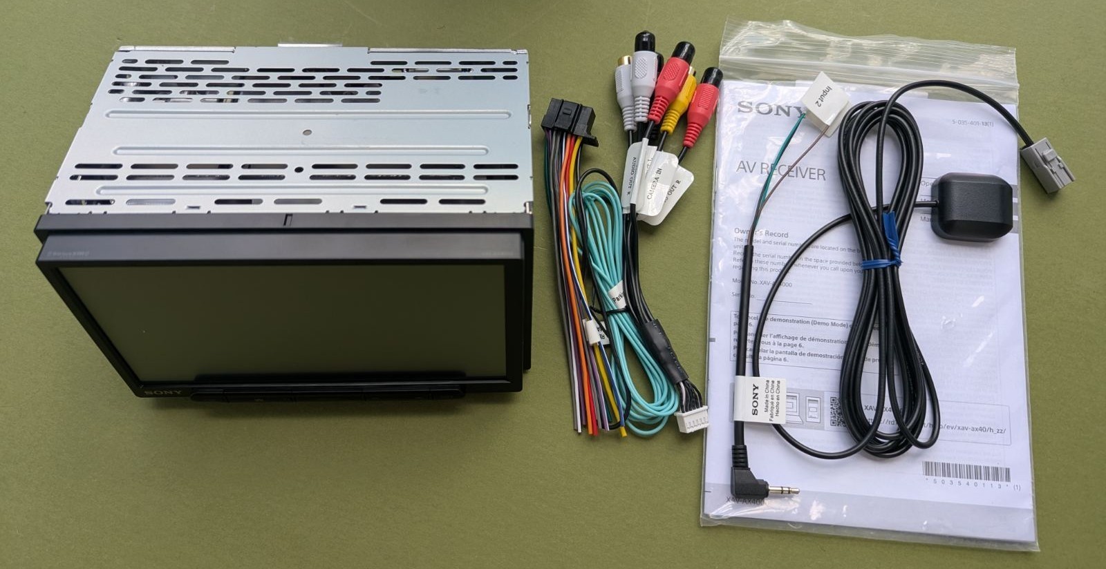 Sony XAV-AX4000 Digital Media Receiver Wireless Car Audio Android Auto XAVAX4000