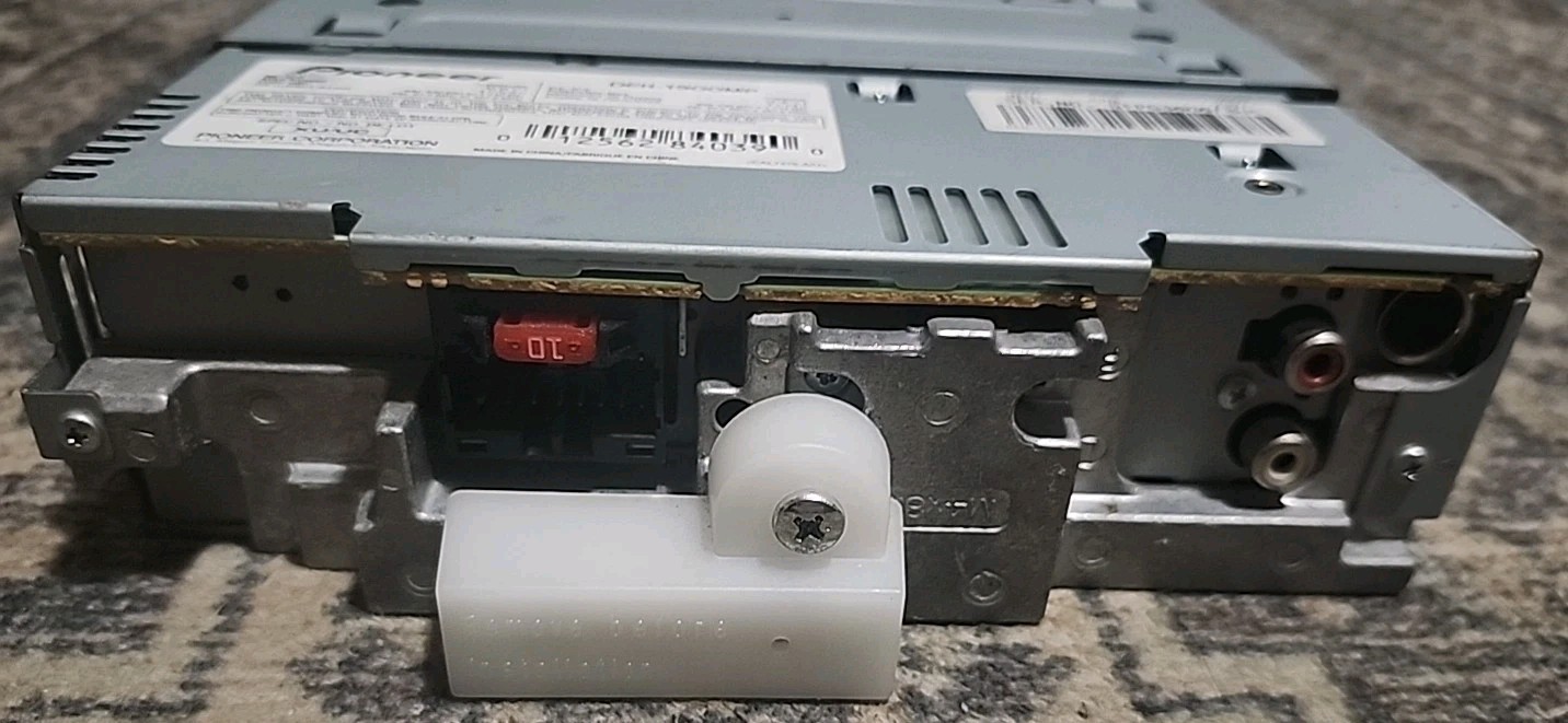 Pioneer DEH-1900MP, CD/MP3, 200 watts (UNTESTED)