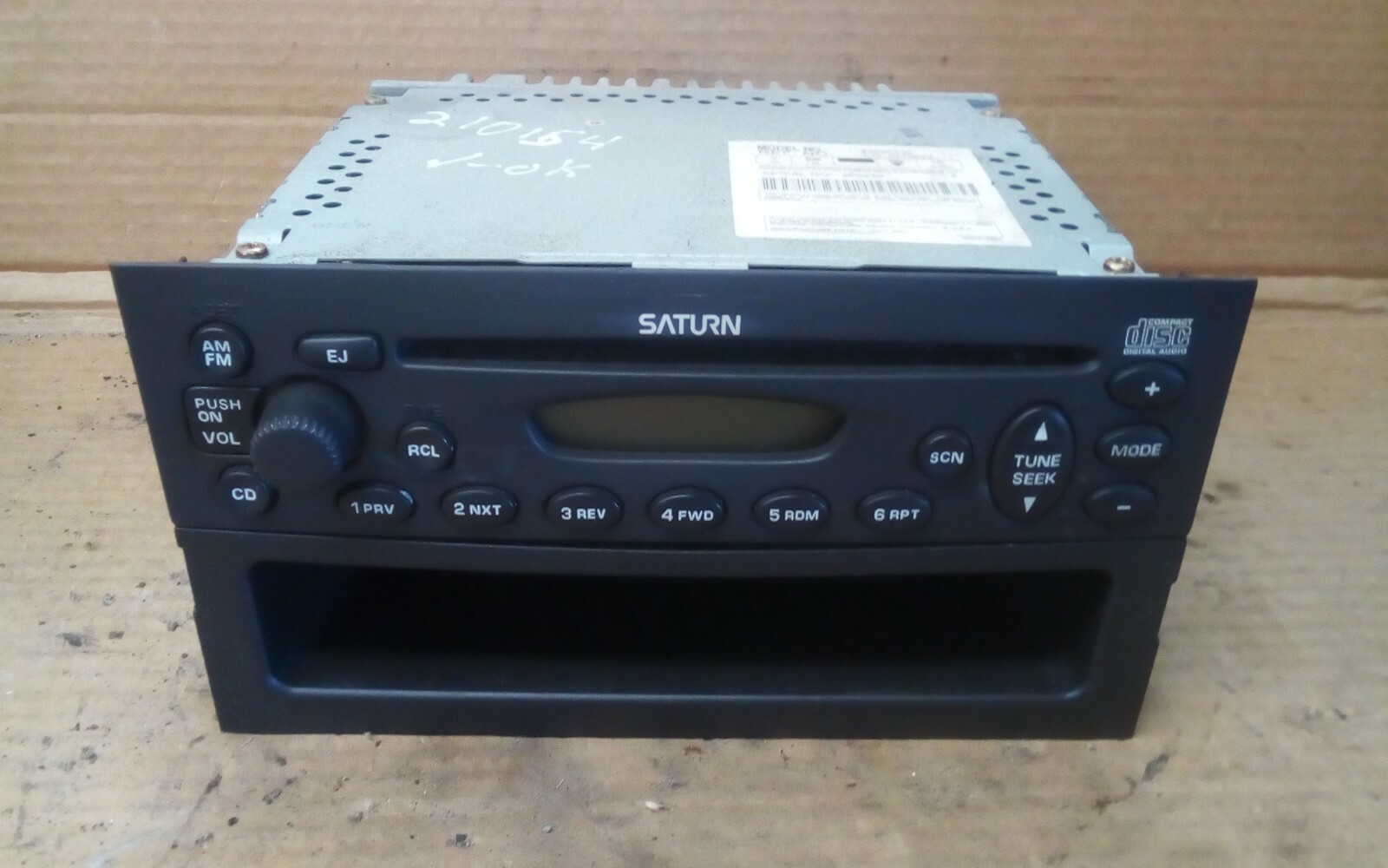 2000-2002 Saturn S-Series AM/FM Radio Receiver
