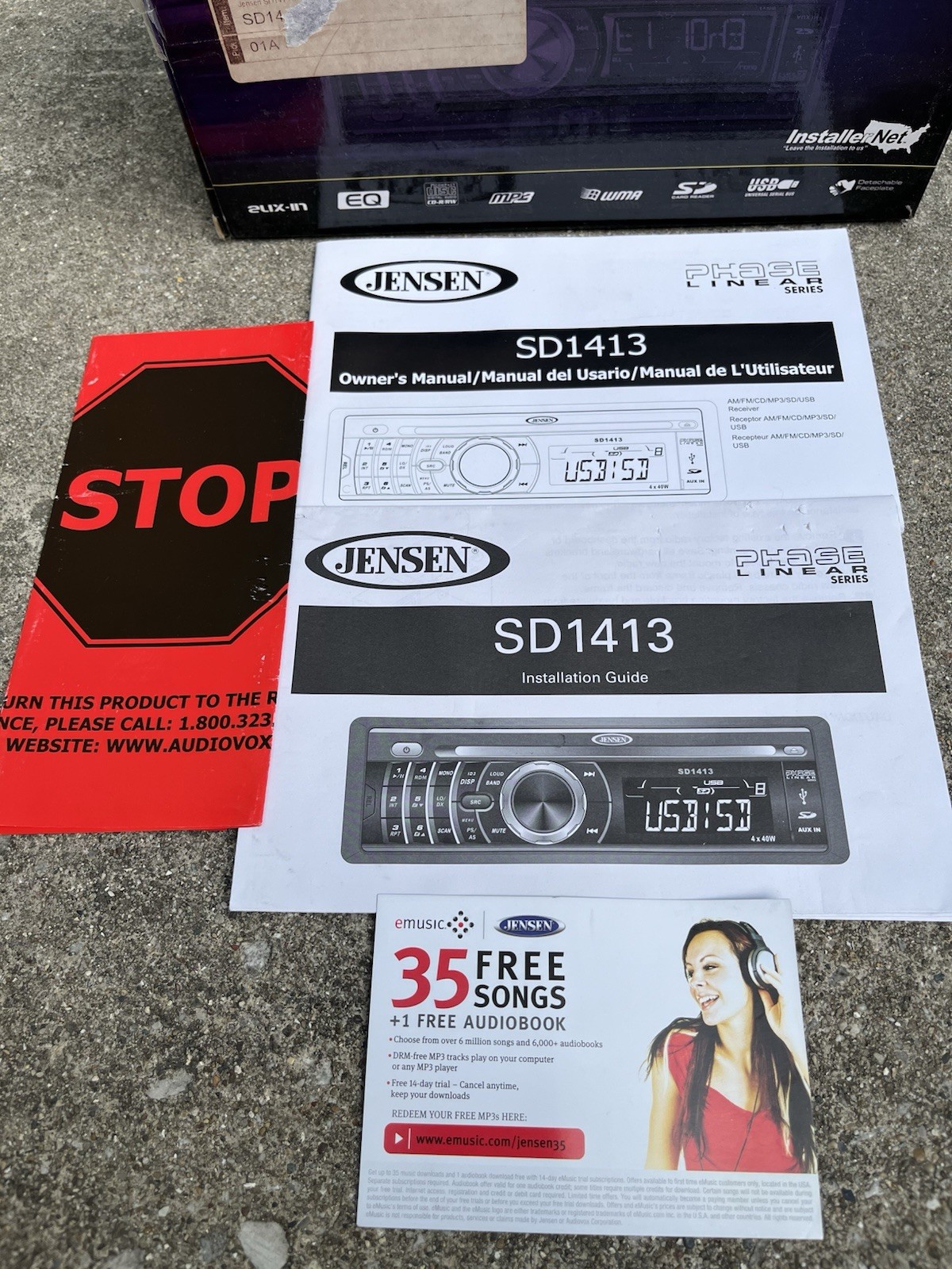 New Jensen SD1413 CD Player/MP3 In Dash Receiver With HARNESS Remote NOS