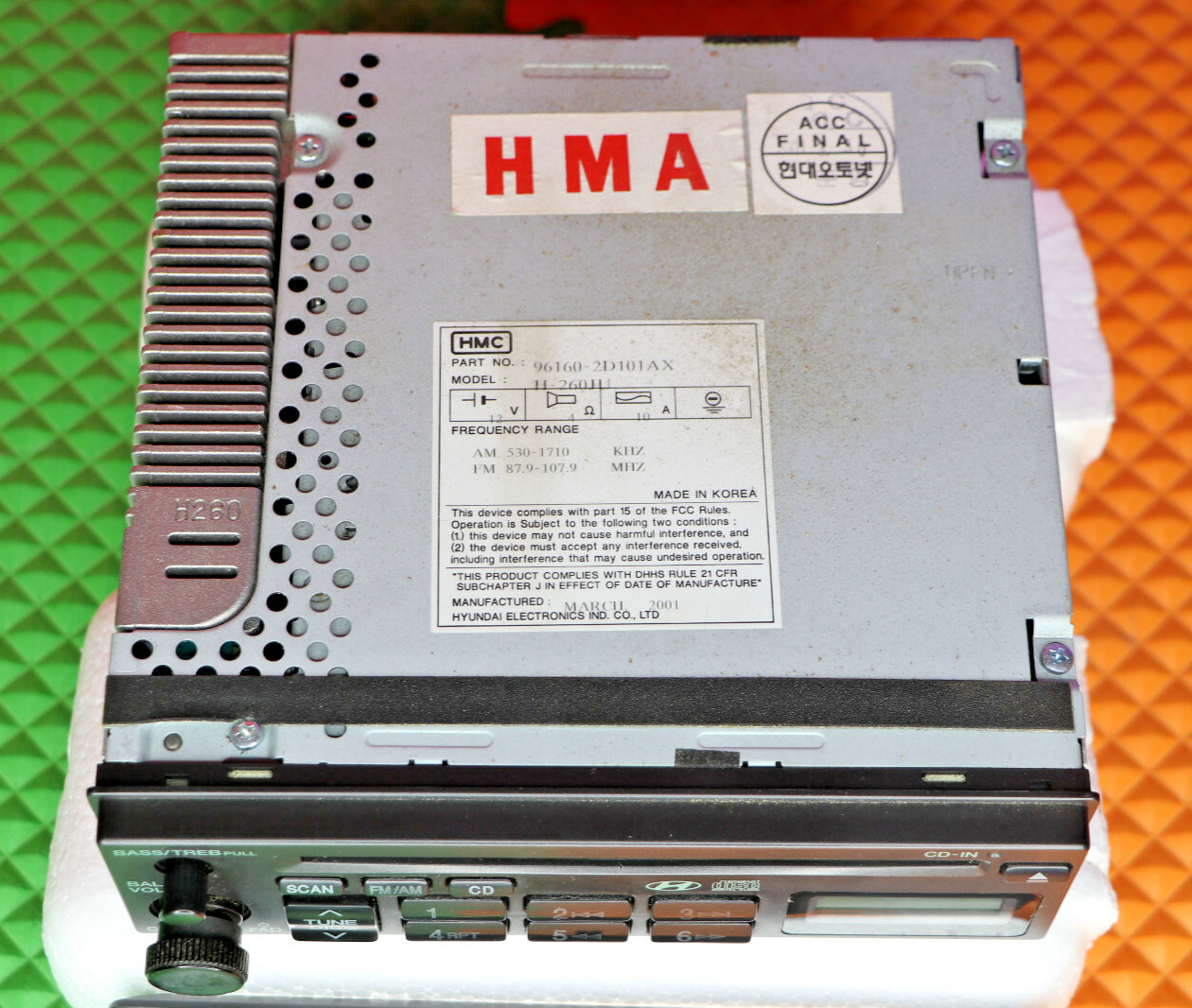 Hyundai Factory CD FM/AM Radio Part No. 96160-2D101AX H-260JU