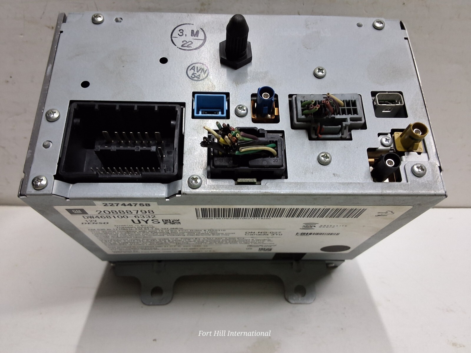 10 11 Cadillac SRX Buick regal lacrosse AM/FM XM 6 disc CD radio 20888798