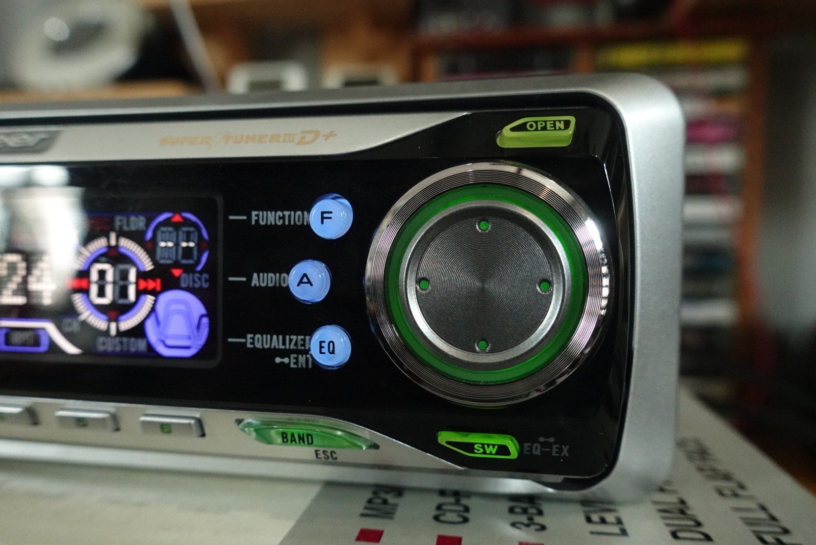 Pioneer DEH-P5750MP. CD/Fm/Aux. New With Open Box.