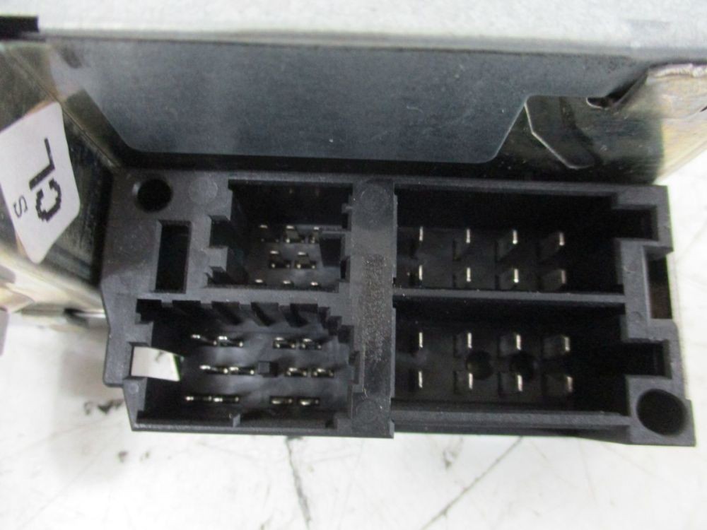 CD Radio Code Not Available! Fits For RENAULT CLIO III (BR0/1, CR0/1) 1.6